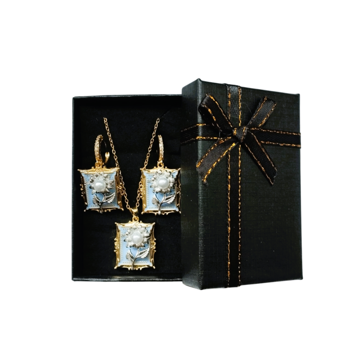 Set bijuterii vintage placate cu aur de 18 K, cu floare-perla si strasuri [6]