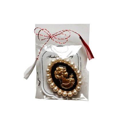 Martisor brosa camee negru cu perle, model 32 [1]