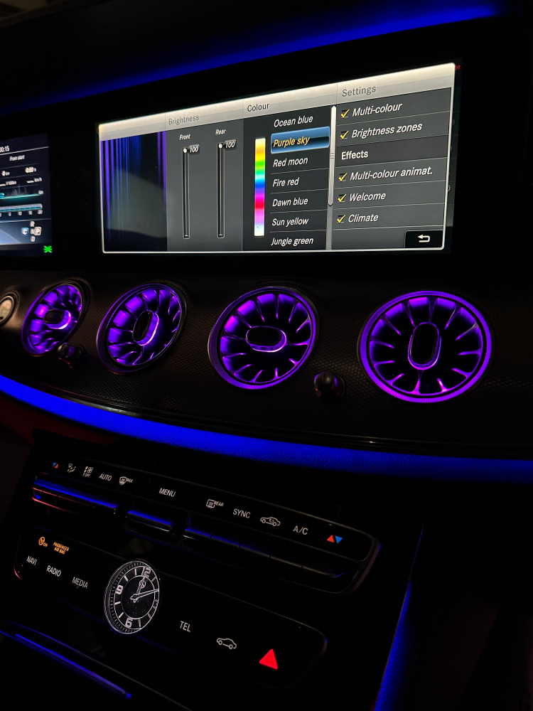 Guri de ventilatie Fata si Spate pentru modelul cu 8 si 64 culori dupa anul 2016 [7]