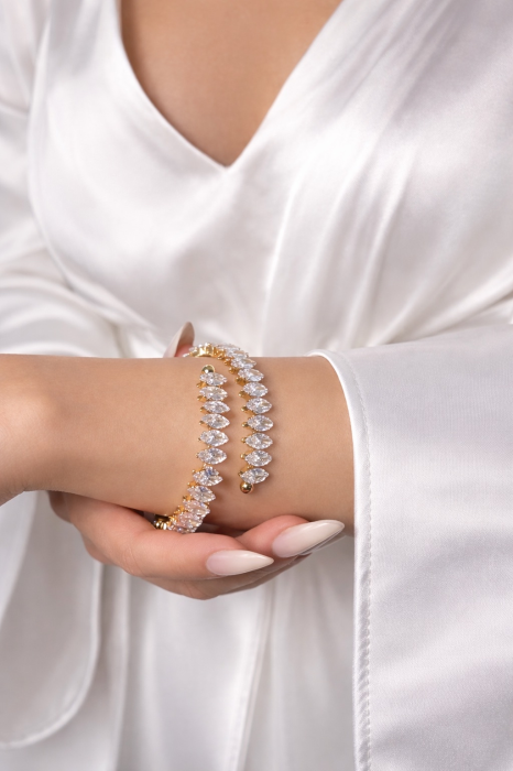 Brățară „Eternal Queen” – oțel inoxidabil placat cu aur 18K – Revanum [2]