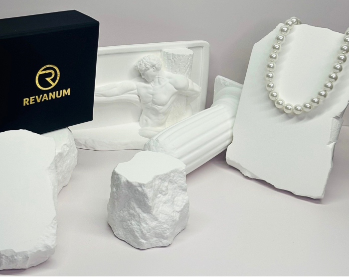 Colier „Descending Light” cu perle – oțel inoxidabil placat cu aur 18K – Revanum [4]