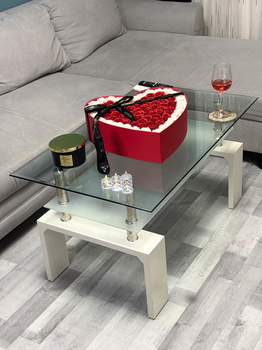 Aranjament floral Eternal Love cu 85 trandafiri de săpun Revanum [5]