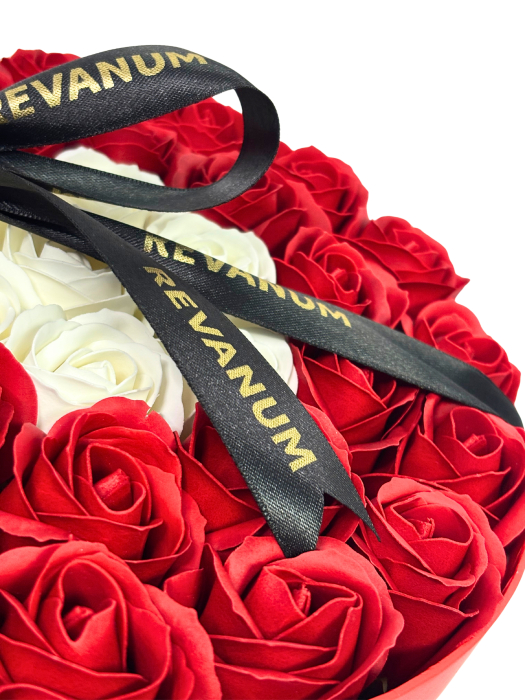 Aranjament floral Pure Bloom cu 26 trandafiri de săpun Revanum [3]