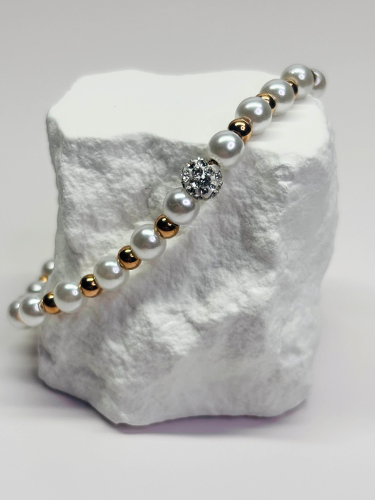 Set „Delicate Light” – colier & brățară cu perle, din oțel inoxidabil placat cu aur 18K – Revanum [4]