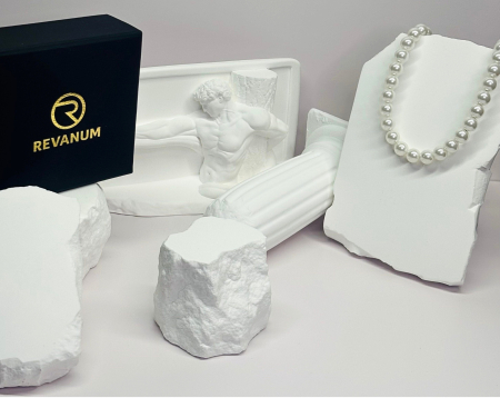 Colier „Descending Light” cu perle – oțel inoxidabil placat cu aur 18K – Revanum [3]