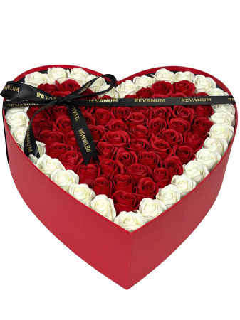 Aranjamente florale - Aranjament floral Eternal Love cu 85 trandafiri de săpun Revanum