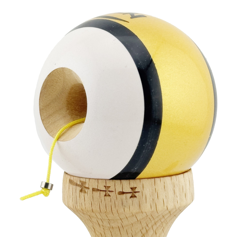 Kendama X ZEN, Super Sticky Legendary Cupe Mari, Rulment Metalic cu Ata 55 cm, Auriu/Alb - ReduceriAngro.ro [5]