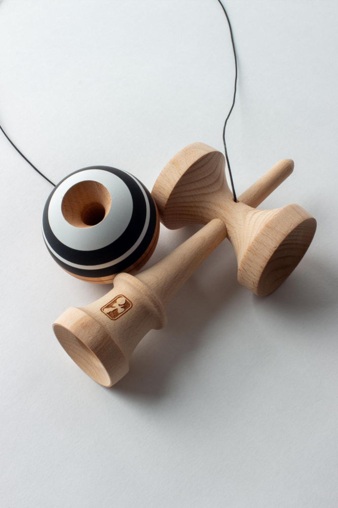 Sweets Kendama League Classic Black Turbo Shape AntiSkid 2.0 [4]