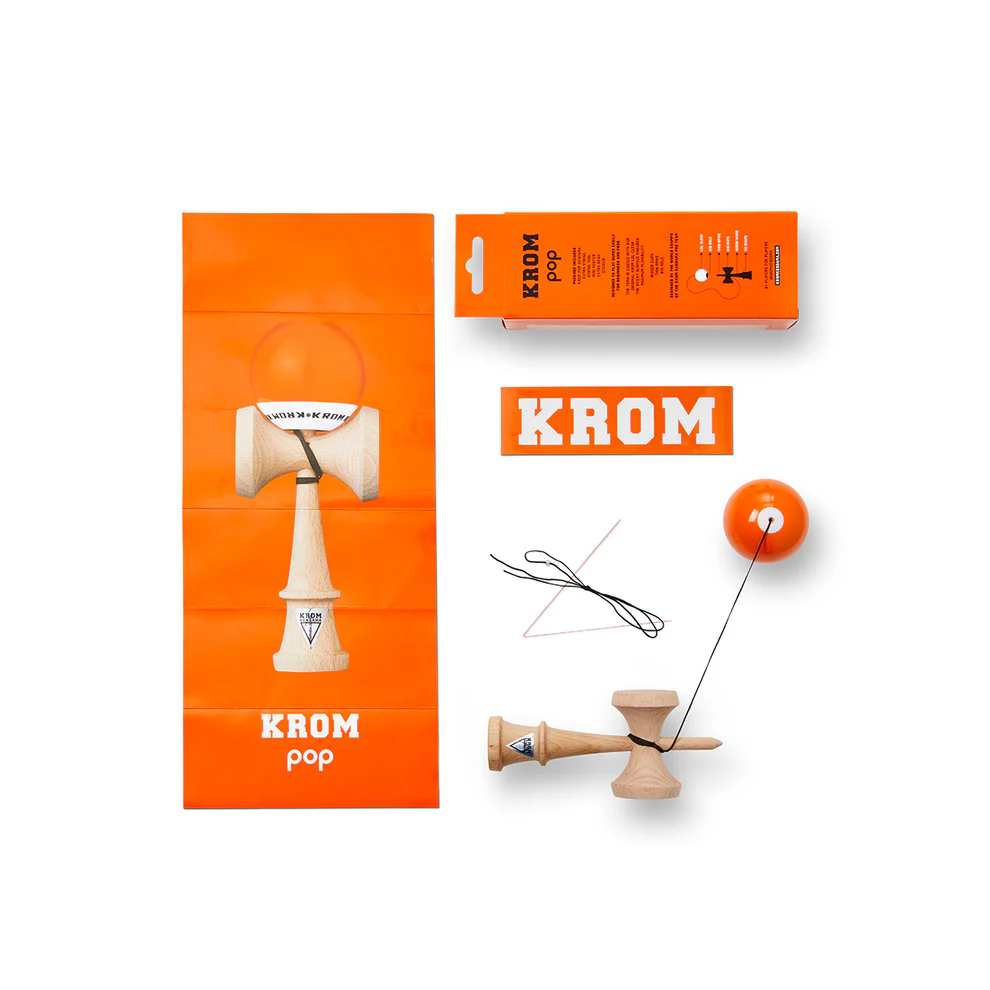 Cumpara Kendama Krom POP LOL STICKY Orange KROM <h2>Kendama Krom POP LOL Orange – Originală Lemn de Fag</h2><p><strong>Controlează mai bine fiecare trick</strong> datorită stratului <em>sticky</em> de pe tama (61 mm) și echilibrului optim al ken-ului din lemn de fag.</p><ul> <li>Lemn: fag finisaj de calitate</li> <li>Tama: 61 mm vopsea sticky pentru aderență</li> <li>Gaură centrală optimizată pentru lacing</li> <li>Sfoară rezistentă + bead incluse</li> <li>Potrivită pentru începători și avansați</li></ul><p>Concepută de <strong>KROM</strong> pentru sesiuni zilnice – de la primul spike până la combinații avansate de lighthouse lunars și stil flow.</p>. Kendama originala din lemn, ideala pentru freestyle, antrenament si competitie. Potrivita pentru incepatori si avansati. [8]