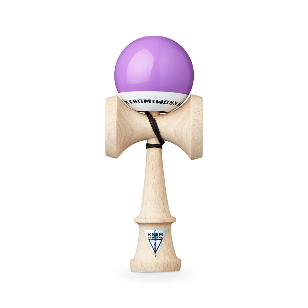 Kendama KROM - Cumpara Kendama Krom POP POP STICKY Lavender KROM <p data-end="519" data-start="448"><strong data-end="517" data-start="448">Kendama Krom POP sticky Lavender – Stil Control și Originalitate</strong></p><p data-end="805" data-start="521">Kendama Krom POP sticky Lavender este creată pentru pasionații care vor să combine performanța cu un design unic. Fabricată din <strong data-end="664" data-start="649">lemn de fag</strong> rezistent și echipată cu o <strong data-end="709" data-start="692">tama de </strong> acoperită cu strat <strong data-end="749" data-start="729">LOL sticky clear</strong> oferă aderență maximă și stabilitate în orice trick.</p><p data-end="969" data-start="807">Culoarea <strong data-end="828" data-start="816">Lavender</strong> adaugă un aer elegant și fresh ideală pentru colecționari dar și pentru cei care vor să iasă în evidență la antrenamente sau competiții.</p><p data-end="1244" data-start="971"><strong data-end="1032" data-start="971">De ce să cumperi Kendama Krom POP de pe ReduceriAngro.ro?</strong><br data-end="1035" data-start="1032" />🚀 Produs original <strong data-end="1070" data-start="1054">KROM Kendama</strong><br data-end="1073" data-start="1070" />🌍 Unul dintre cele mai vândute modele la nivel global<br data-end="1130" data-start="1127" />🎯 Perfectă pentru toate nivelurile – de la începători la profesioniști<br data-end="1204" data-start="1201" />💸 Preț competitiv și oferte exclusive</p><p data-end="1386" data-start="1246"><strong data-end="1271" data-start="1246">Specificații tehnice:</strong><br data-end="1274" data-start="1271" />• Formă: <strong data-end="1289" data-start="1283">CK</strong><br data-end="1292" data-start="1289" />• Material: <strong data-end="1319" data-start="1304">Lemn de fag</strong><br data-end="1322" data-start="1319" />• Tama: cu strat LOL sticky clear<br data-end="1368" data-start="1365" />• Ață: <strong data-end="1384" data-start="1375">55 cm</strong></p><p data-end="1472" data-start="1388"><strong data-end="1409" data-start="1388">Pachetul include:</strong><br data-end="1412" data-start="1409" />Kendama completă ață de rezervă poster și sticker bonus.</p><p data-end="1554" data-start="1474">💡 Ideală pentru cadouri antrenamente zilnice și colecții premium de kendame!</p>. Kendama originala din lemn, ideala pentru freestyle, antrenament si competitie. Potrivita pentru incepatori si avansati.