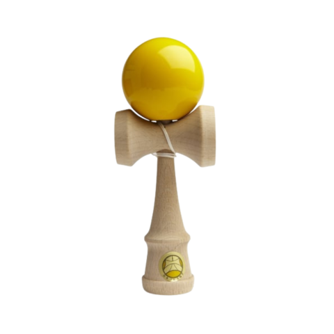 KENDAMA - Cumpara Ozora Premium Gold Kendama Ozora Superior quality Ozora kendama, the Premium Gold features strong and sticky paint on the tama. Great for learning and landing new tricks as well as for senior players. Made in Japan. This product is Certified by the Japan Kendama Association. Official JKA seal on the ken. Japan competition size cups and tama. Wood material type: Beech (ken stick, sara cups). Cherry (tama ball) Size: 18cm diameter.. Kendama originala din lemn, ideala pentru freestyle, antrenament si competitie. Potrivita pentru incepatori si avansati.