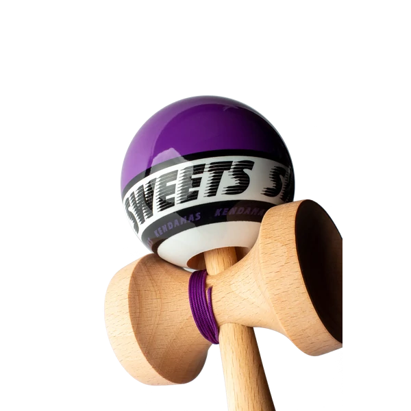 Cumpara Sweets Kendama Starter - Purple Sweets <p data-end="107" data-start="48"><strong data-end="107" data-start="48">CEA MAI BUNĂ KENDAMA PENTRU ÎNCEPĂTORI – SWEETS STARTER</strong></p><p data-end="543" data-start="109">Când am conceput noua noastră kendama de început, am avut în vedere mai multe aspecte importante: să fie accesibilă ca preț, să ofere o experiență de joc plăcută și să faciliteze învățarea trucurilor, oferind totodată o cale ușoară de a descoperi kendama și de a te alătura comunității noastre în creștere. Credem că am atins toate aceste obiective și abia așteptăm ca jucători, atât noi cât și avansați, să încerce kendamele Starter!</p><hr data-end="548" data-start="545" /><p data-end="568" data-start="550"><strong data-end="568" data-start="550">Caracteristici</strong></p><p data-end="577" data-start="570"><strong data-end="577" data-start="570">KEN</strong></p><ul data-end="677" data-start="578"> <li data-end="593" data-start="578"> <p data-end="593" data-start="580">Formă Amped</p> </li> <li data-end="609" data-start="594"> <p data-end="609" data-start="596">Lemn de fag</p> </li> <li data-end="645" data-start="610"> <p data-end="645" data-start="612"><em data-end="627" data-start="612">Balance Bevel</em> în cupa de bază</p> </li> <li data-end="677" data-start="646"> <p data-end="677" data-start="648">Logo gravat <em data-end="677" data-start="660">Sweets Crossken</em></p> </li></ul><p data-end="687" data-start="679"><strong data-end="687" data-start="679">TAMA</strong></p><ul data-end="796" data-start="688"> <li data-end="697" data-start="688"> <p data-end="697" data-start="690">62 mm</p> </li> <li data-end="713" data-start="698"> <p data-end="713" data-start="700">Lemn de fag</p> </li> <li data-end="738" data-start="714"> <p data-end="738" data-start="716">6 opțiuni de culoare</p> </li> <li data-end="769" data-start="739"> <p data-end="769" data-start="741">Urmărire vizuală excelentă</p> </li> <li data-end="796" data-start="770"> <p data-end="796" data-start="772">Acoperire <em data-end="796" data-start="782">Sticky Clear</em></p> </li></ul><p data-end="809" data-start="798"><strong data-end="809" data-start="798">INCLUDE</strong></p><ul data-end="868" data-start="810"> <li data-end="838" data-start="810"> <p data-end="838" data-start="812">Mărgea metalică rotativă</p> </li> <li data-end="857" data-start="839"> <p data-end="857" data-start="841">Ață de rezervă</p> </li> <li data-end="868" data-start="858"> <p data-end="868" data-start="860">Stickere</p> </li></ul>. Kendama originala din lemn, ideala pentru freestyle, antrenament si competitie. Potrivita pentru incepatori si avansati. [7]