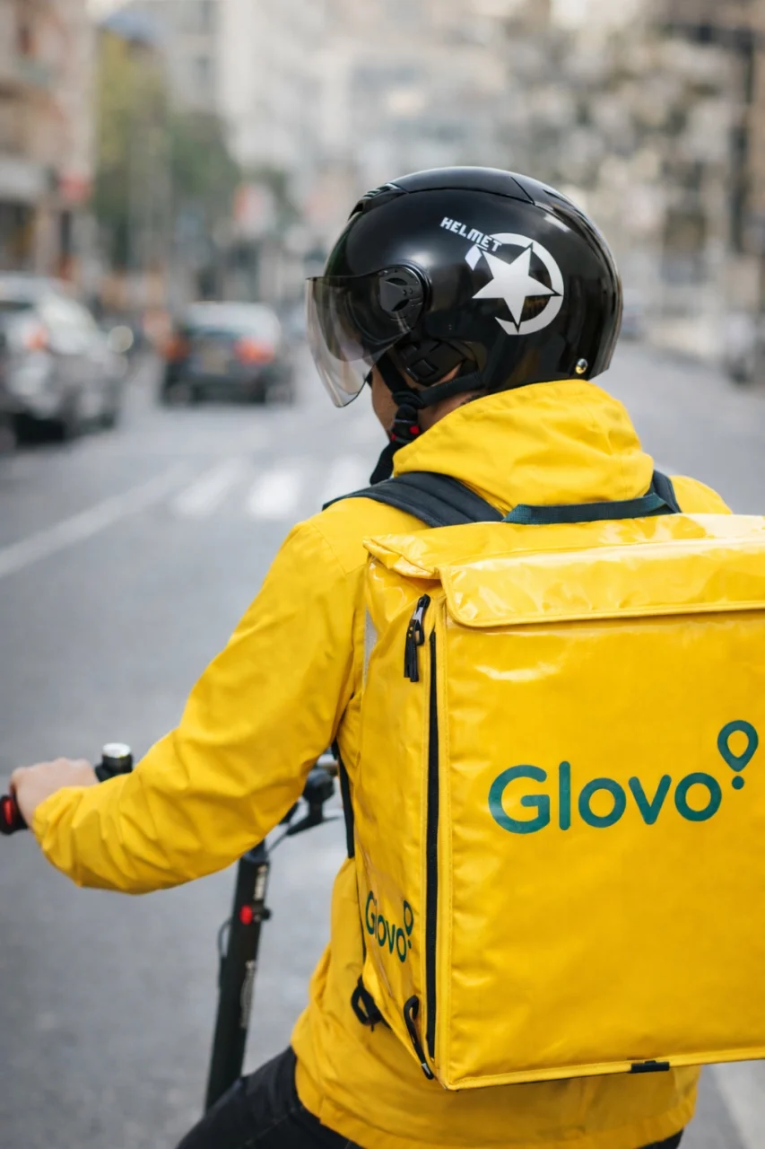 Cască protecție trotinetă Negru Lucios L (59–60 cm) — Vizieră fumurie, închidere sigură [3]