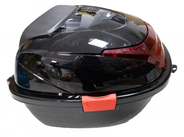 Cutie portbagaj model nou neagră pentru scuter | Stop reflectorizant + închidere cu cheie [4]