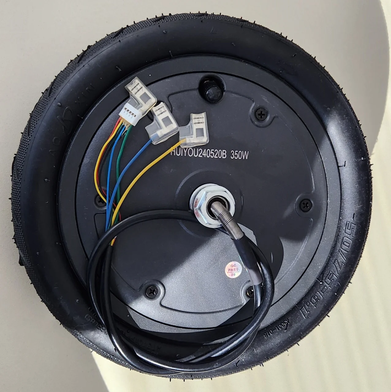 Motor complet trotinetă electrică 350W, 36V – roată 8.5 inch (cu cauciuc + cameră montate) [2]