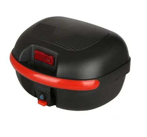 Accesorii - Cutie portbagaj medie neagră pentru scuter cu stop reflectorizant și închidere cu cheie