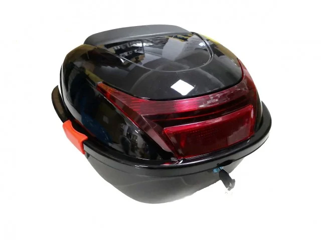 Accesorii - Cutie portbagaj model nou neagră pentru scuter | Stop reflectorizant + închidere cu cheie