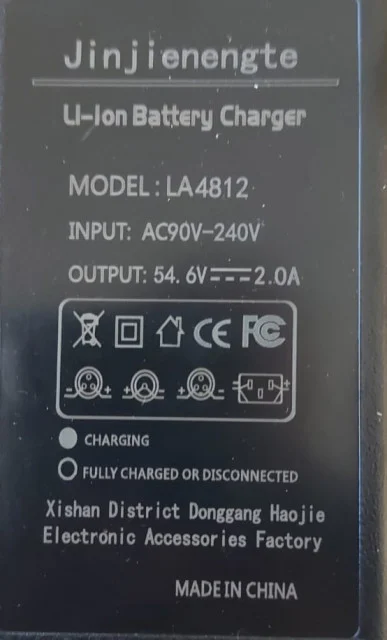 Încărcător bicicletă electrică 54.6V 2A – mufă RCA 10 mm (pentru baterii 48V Li‑Ion) [1]