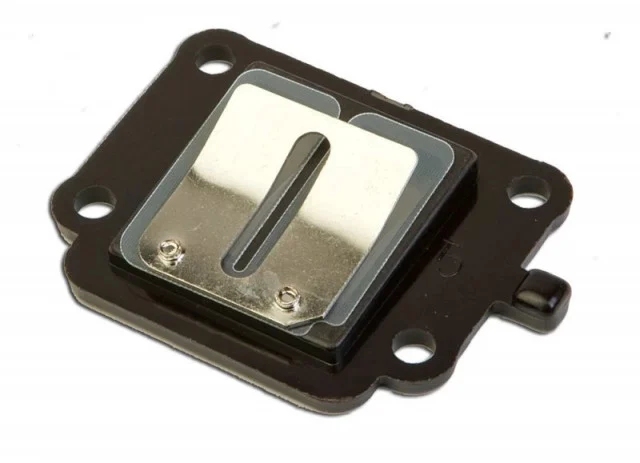 Motor & Transmisie - Muzicuță scuter Yamaha / MBK Booster (vertical) – compatibilă motoare 2T cu evacuare verticală