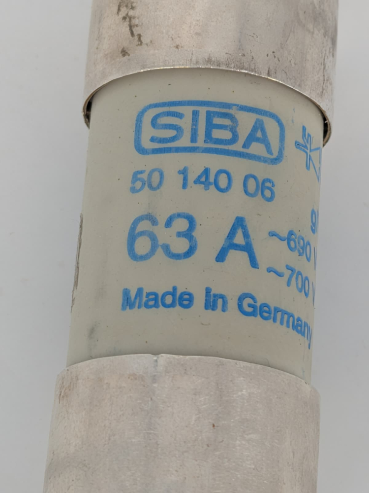 siba-50-140-06-63a-22x58-original-unused-fuse [2]