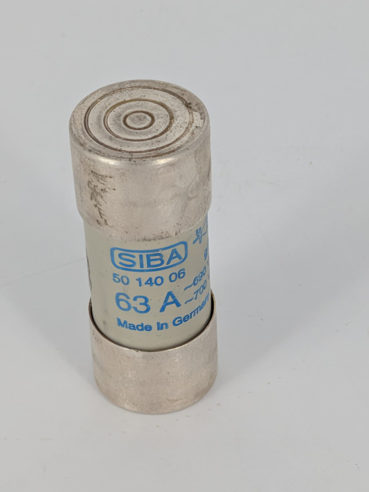 siba-50-140-06-63a-22x58-original-unused-fuse [3]