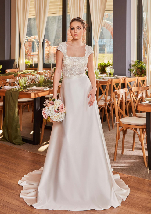 Romantic a-line lace and satin wedding dress [2]