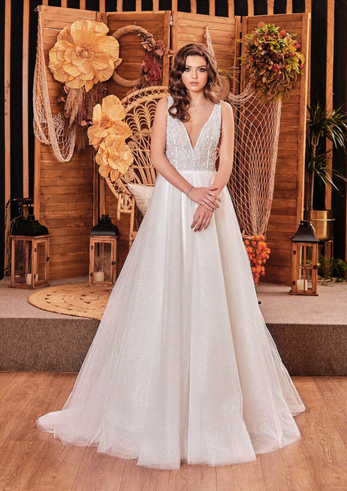 Sparkling tulle a-line wedding dress [2]