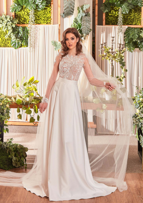 Elegant A-Line Wedding Dress with Sheer Lace Bodice and Open Back [4]