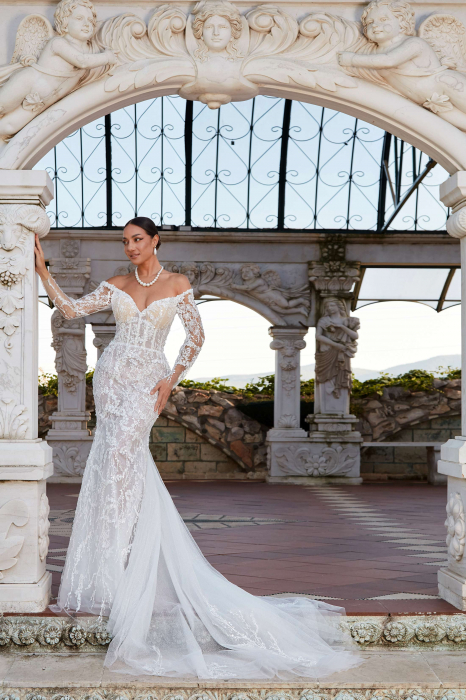 Lace mermaid wedding dress with long sleeves [6]