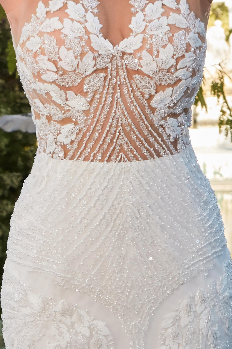 Lace mermaid wedding dress with open back [8]