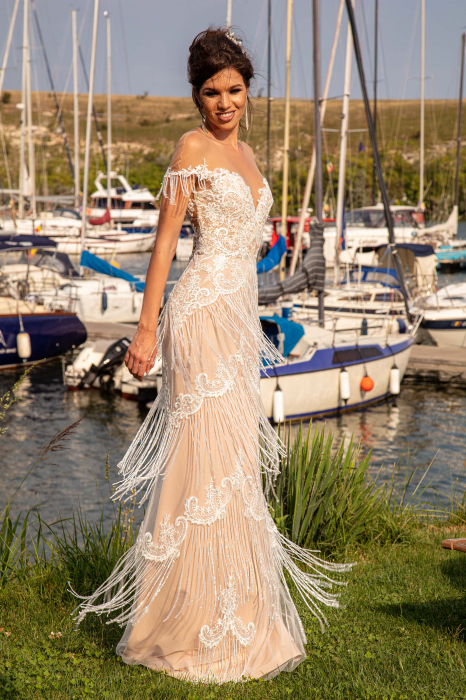 California- Fringe sheath wedding dress [7]