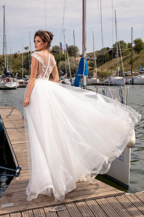Chantelle- Tulle & lace wedding dress [5]