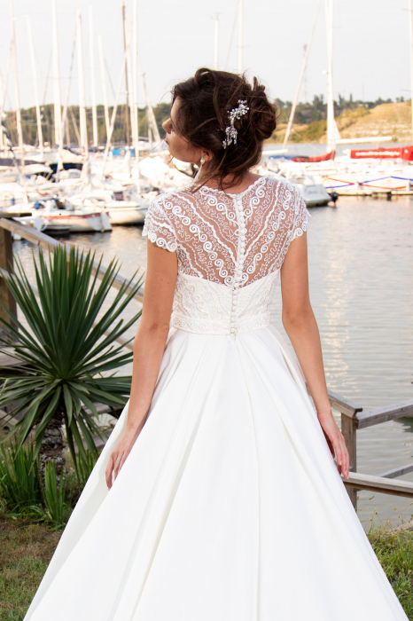 Lace and Satin A-line wedding dress [7]