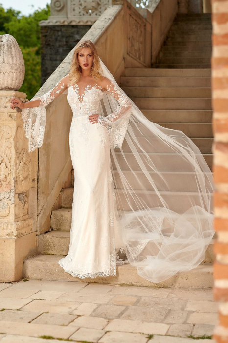 Daisy- Bohemian Chantilly lace wedding dress [5]