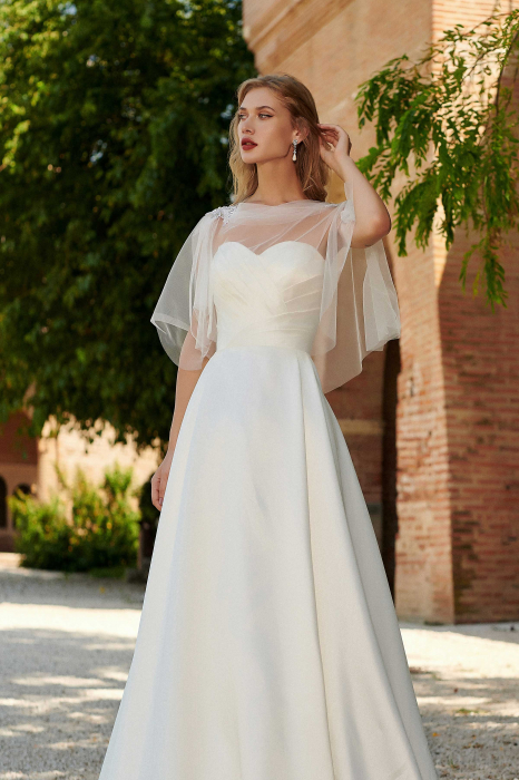 Dalia-Mikado A-line wedding dress with detachable tulle cape [4]