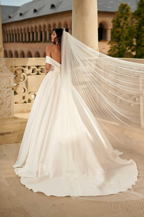 Classic Off-Shoulder Satin Ball Gown Wedding Dress [7]