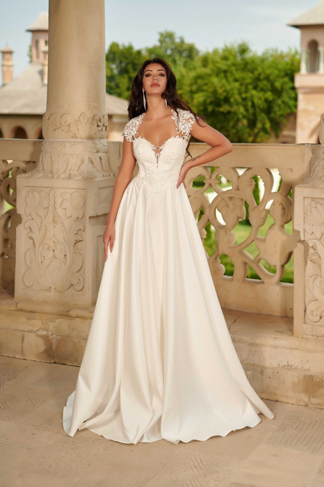 Elegant Satin Lace A-line Open Back Wedding Gown [2]