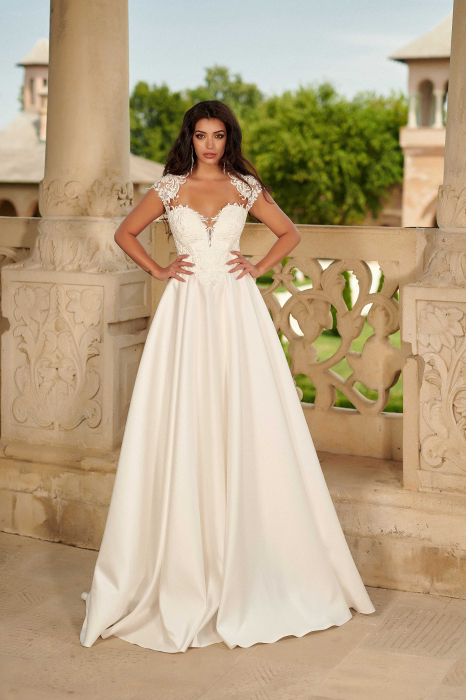 Elegant Satin Lace A-line Open Back Wedding Gown [3]