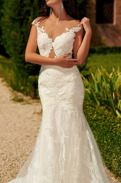 Elisa- Floral lace mermaid wedding dress [5]