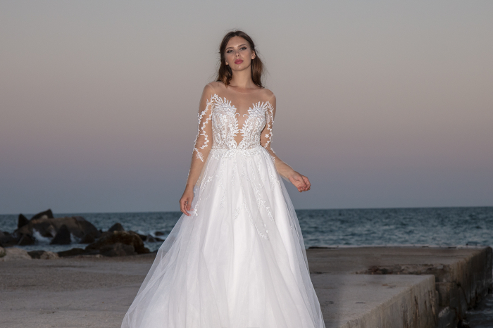Lace & Tulle Wedding Dress with Illusion Long Sleeves [6]
