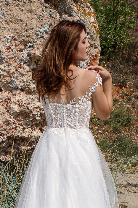 ROMANTIC Cap Sleeves Floral lace and SPARKLING tulle WEDDING DRESS [5]