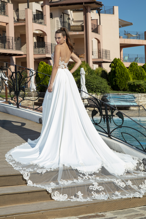 Modern Bridal Pantsuit with Detachable Train [4]