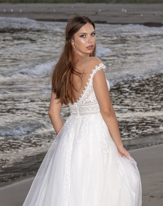 Firenze- Bohemian A-line wedding dress [6]