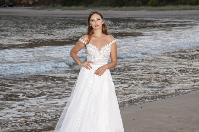 Firenze- Bohemian A-line wedding dress [2]