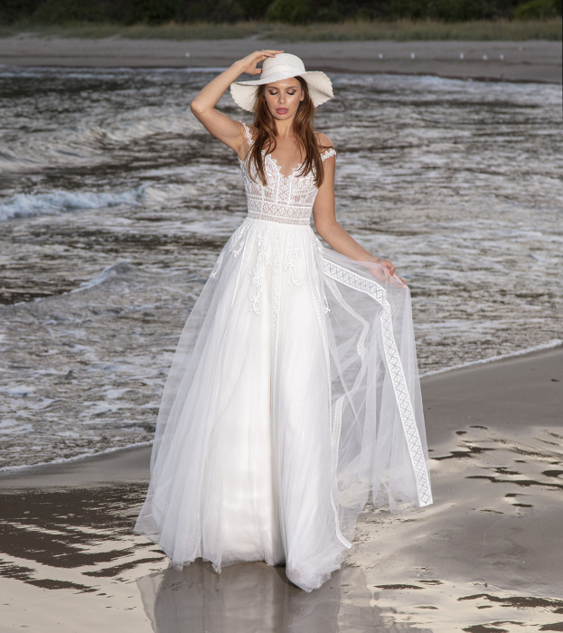 Firenze- Bohemian A-line wedding dress [4]
