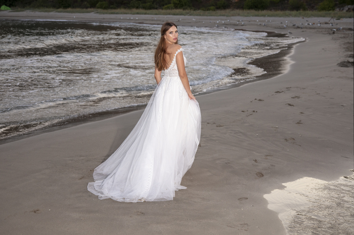 Firenze- Bohemian A-line wedding dress [7]