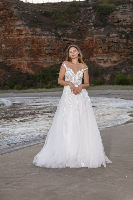 Firenze- Bohemian A-line wedding dress [1]