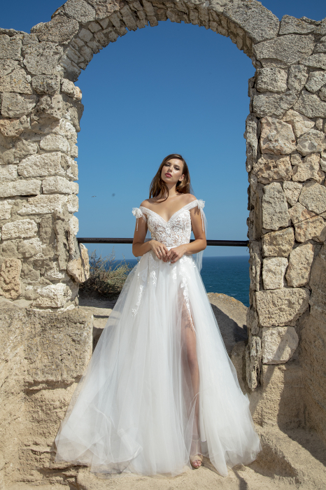 Romantic A-line Off-shoulder Slit Wedding Dress [2]