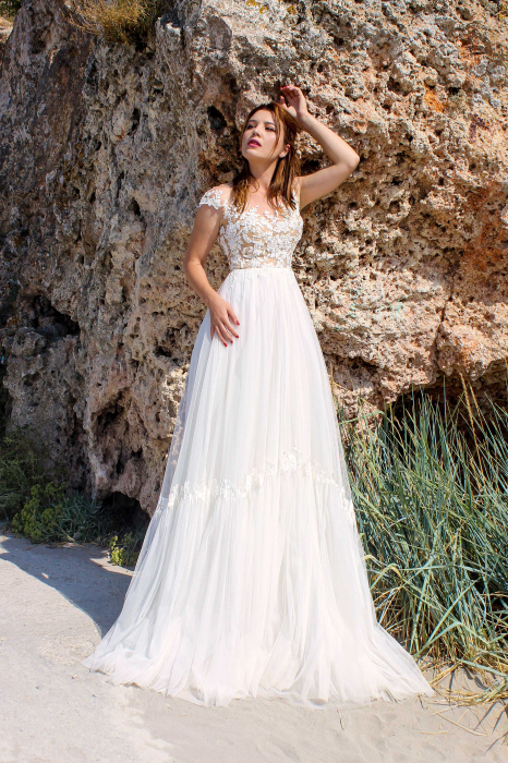 Bohemian floral wedding gown [5]