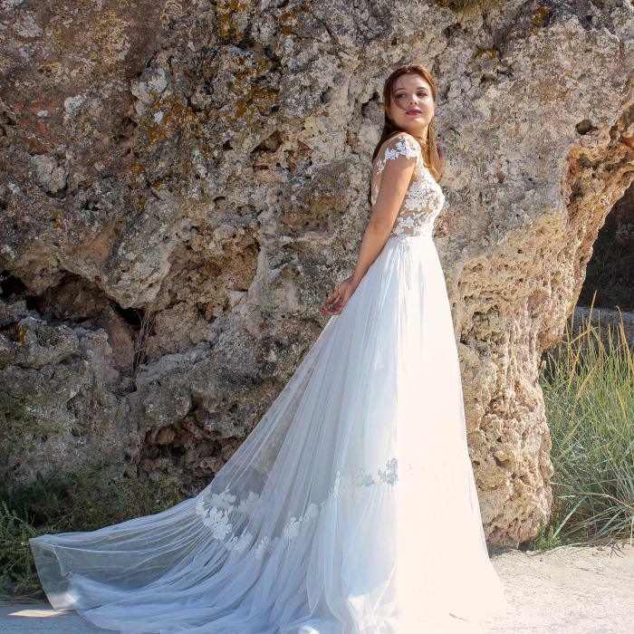 Bohemian floral wedding gown [3]